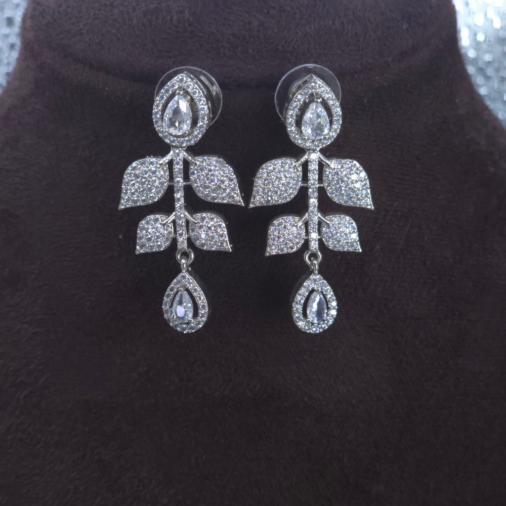 Premium American Diamond Bridal Necklace Set - طقم عقد زفاف مرصع بالألماس الأمريكي الفاخ