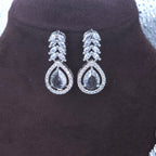 Premium American Diamond Bridal Necklace Set - طقم عقد زفاف مرصع بالألماس الأمريكي الفاخر