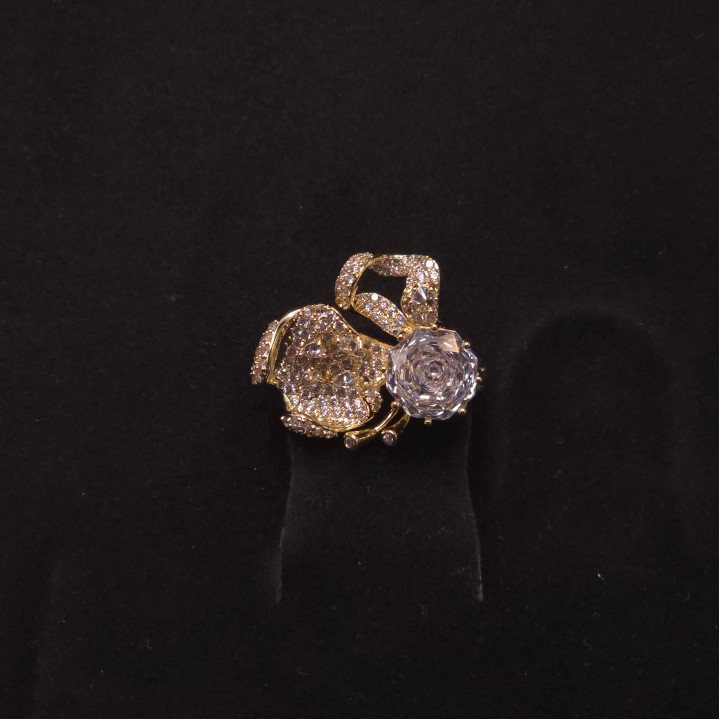 Elegant Crystal Rose Brooch | بروش وردة كريستال أنيق