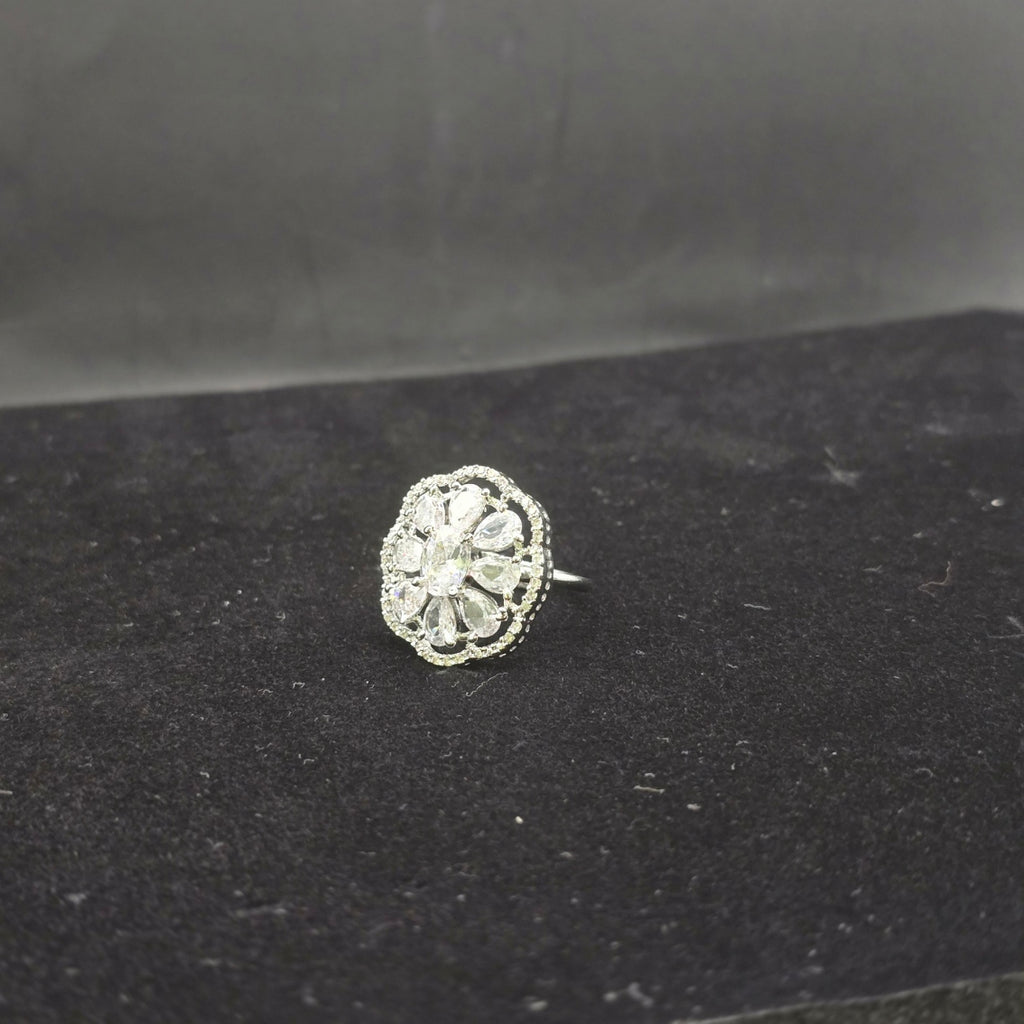 Manruya Diamond-Cut Floral Statement Ring - خاتم منرويا الماسي بتصميم الوردة البراقة