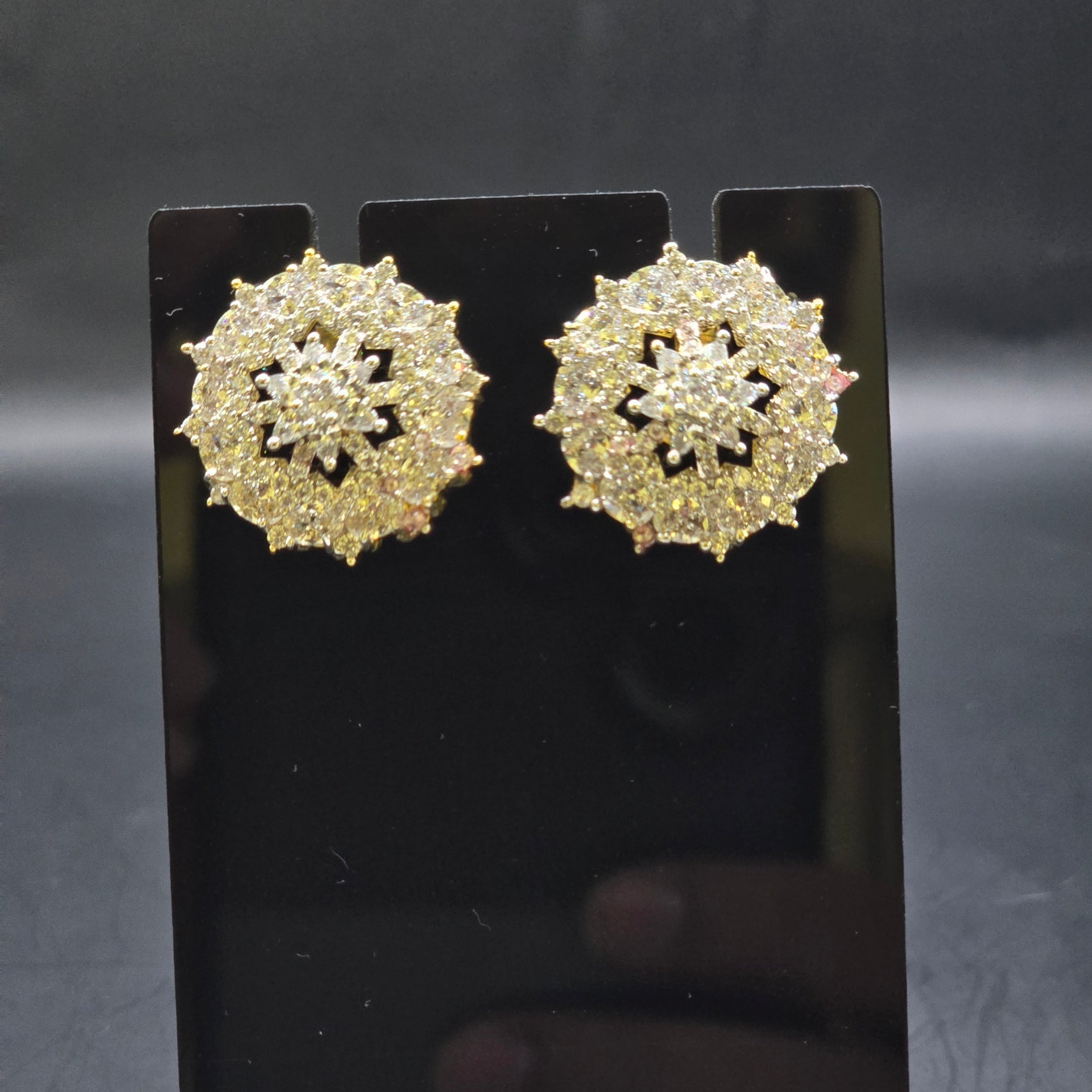 Gold Plated Two-Tone CZ Mandala Stud Earrings – Luxury Two-Tone Statement Tops | أقراط زركون دائرية فاخرة