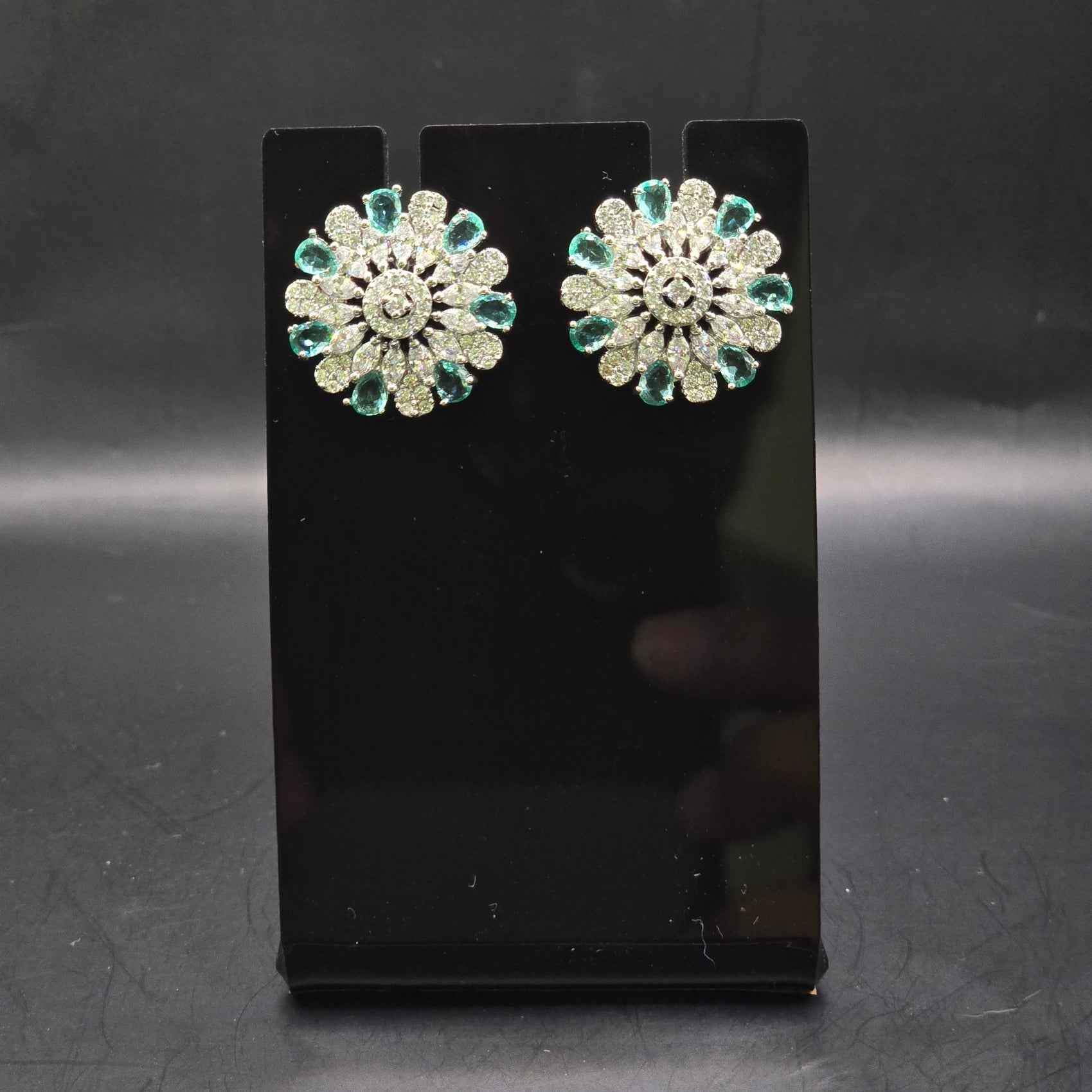 Silver Rhodium Mint Green CZ Sunburst Stud Earrings – Luxury Round Sunflower Tops | أقراط زركون دائرية خضراء