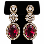 Ruby Red Crystal Necklace & Earrings Set – Gold-Tone Floral Design | طقم عقد وأقراط كريستالي أحمر ياقوتي بتصميم زهري ولون ذهبي
