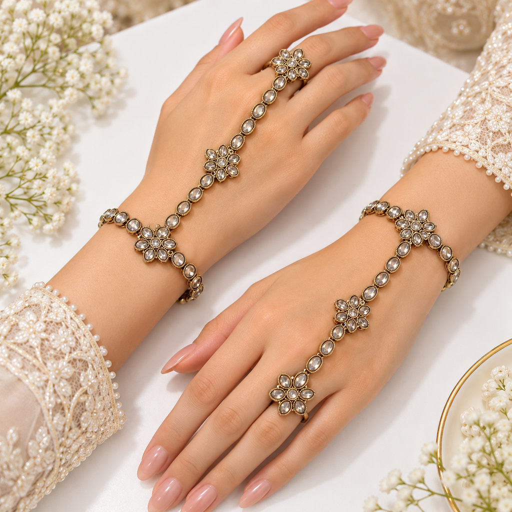 Floral Kaf Bracelet Set of 2 Pieces with Connected Ring | طقم كف خليجي بتصميم زهري من قطعتين مع خاتم متصل بسوار