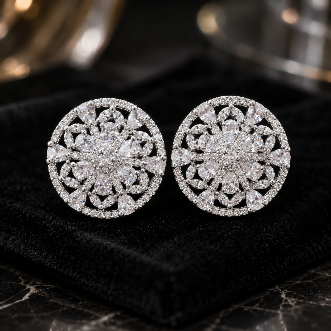 Manruya Silver Lace Floral Mandala Stud Earrings - أقراط الماندالا الفضية