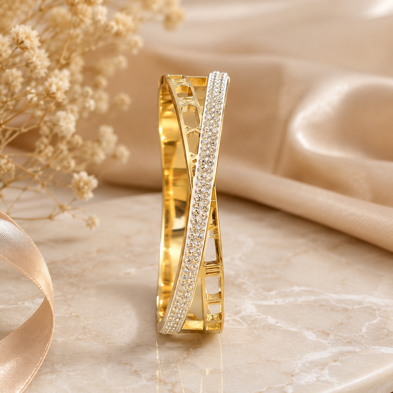 Manruya Anti-Tarnish Gold Crystal Twist Bracelet | سوار مانرويا الذهبي المتقاطع بالكريستال المقاوم لتغير اللون