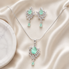 Manruya Mint Crystal Pendant Set | طقم قلادة مانرويا بكريستال أخضر نعناعي