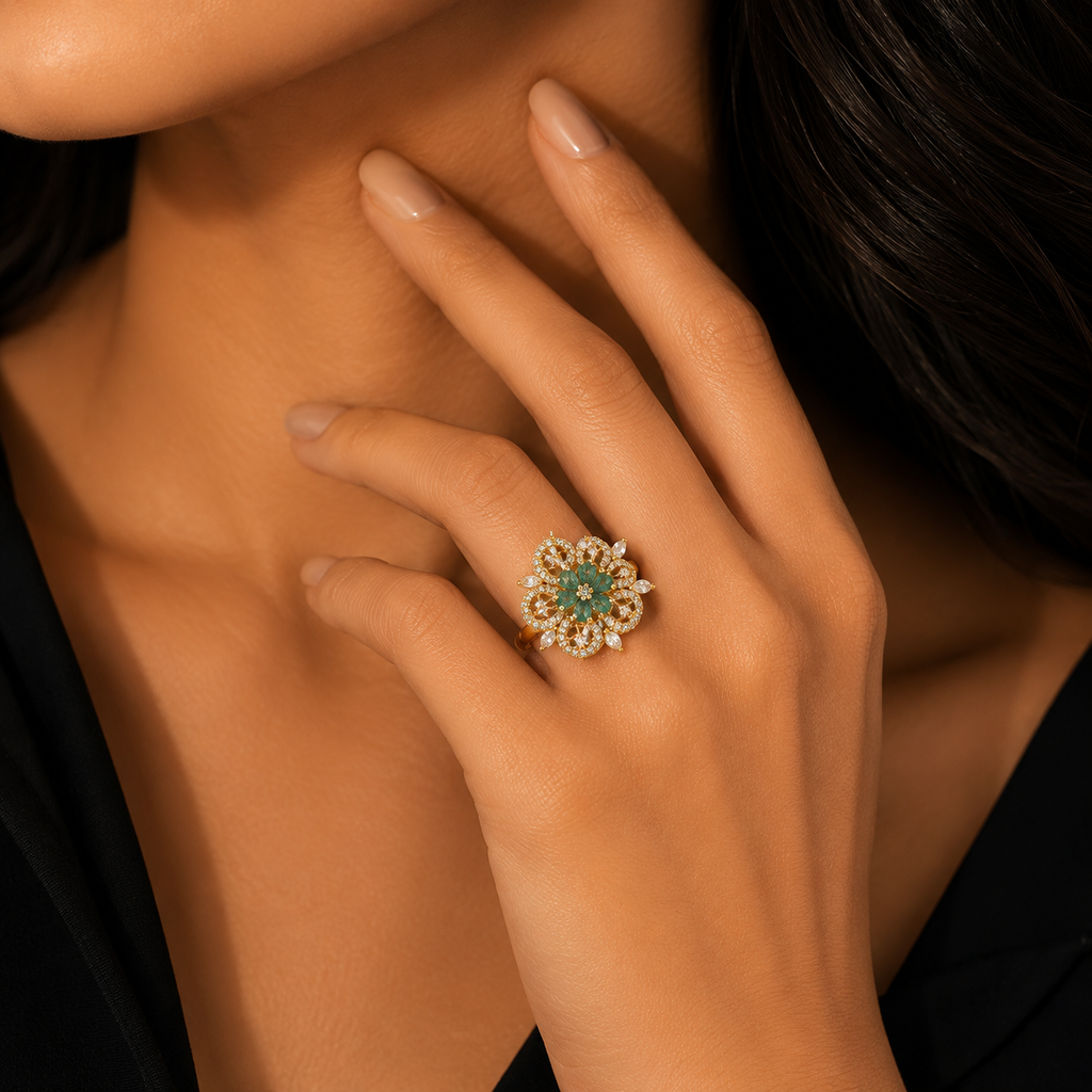 Emerald Floral Crystal Ring for Women | خاتم وردة زمردية فاخر للنساء