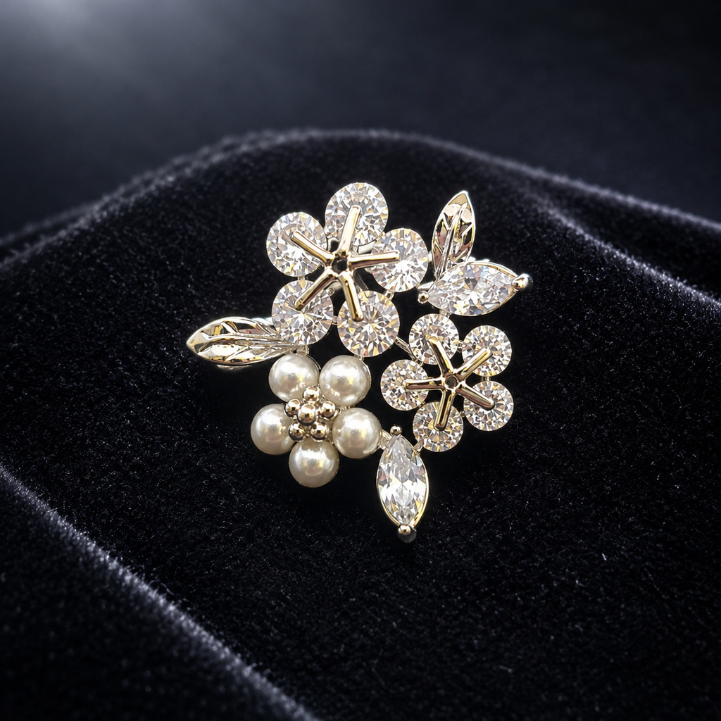 Luxury Floral Crystal Pearl Hijab Brooch | بروش حجاب فاخر بتصميم ورد وكريستال
