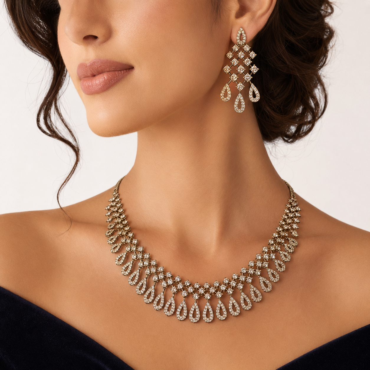 Manruya Luxury CZ Necklace & Earrings Set | طقم عقد وأقراط مانرويا الفاخر المرصع بالزركون