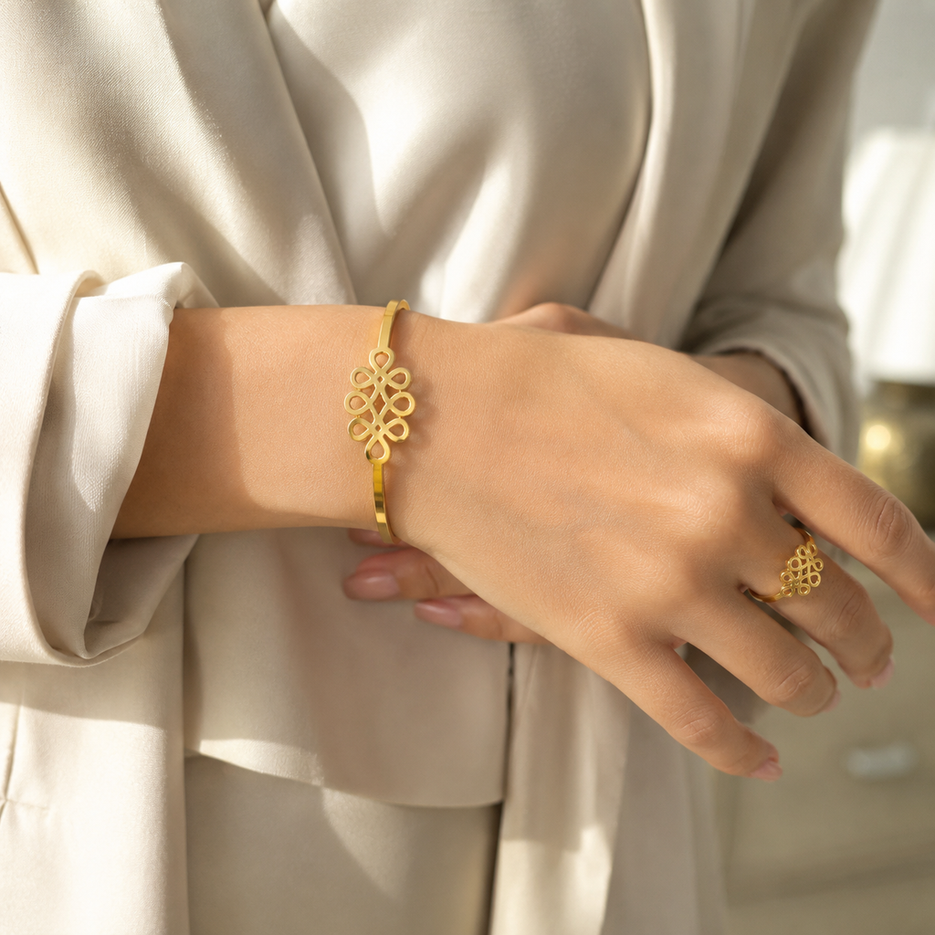 Anti-Tarnish Gold Kada & Ring Set | طقم كادا وخاتم ذهبي مقاوم للتصبغ