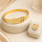 Elara Anti-Tarnish Gold Kada & Ring Set | طقم إلـارا كادا وخاتم ذهبي مقاوم للتصبغ
