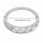 Seraphina Silver-Tone Heart Stone Bracelet | سوار سيرافينا بلون فضي بأحجار على شكل قلب