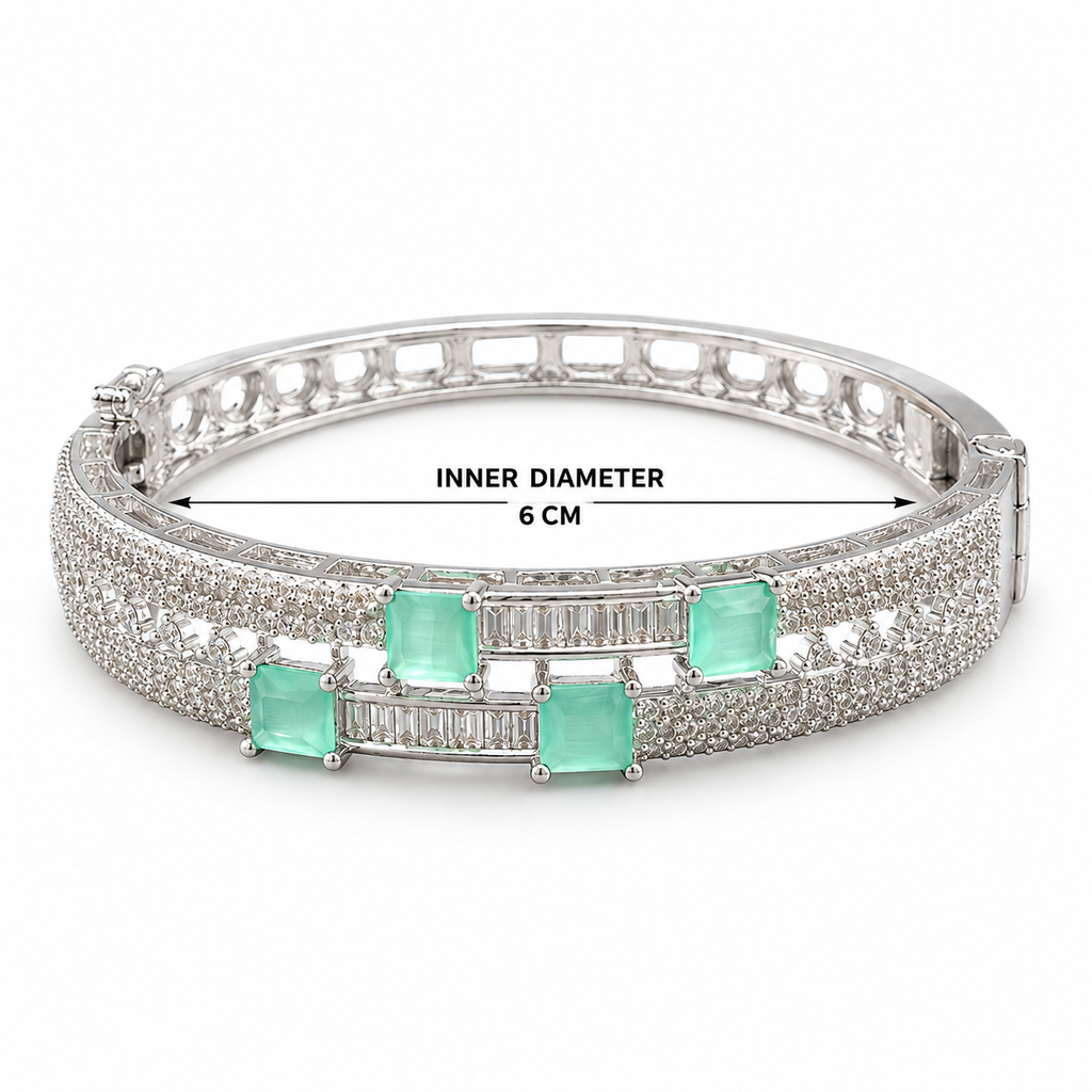 Aurelia Silver-Tone Green Stone Bracelet | سوار أوريليا بلون فضي بأحجار خضراء