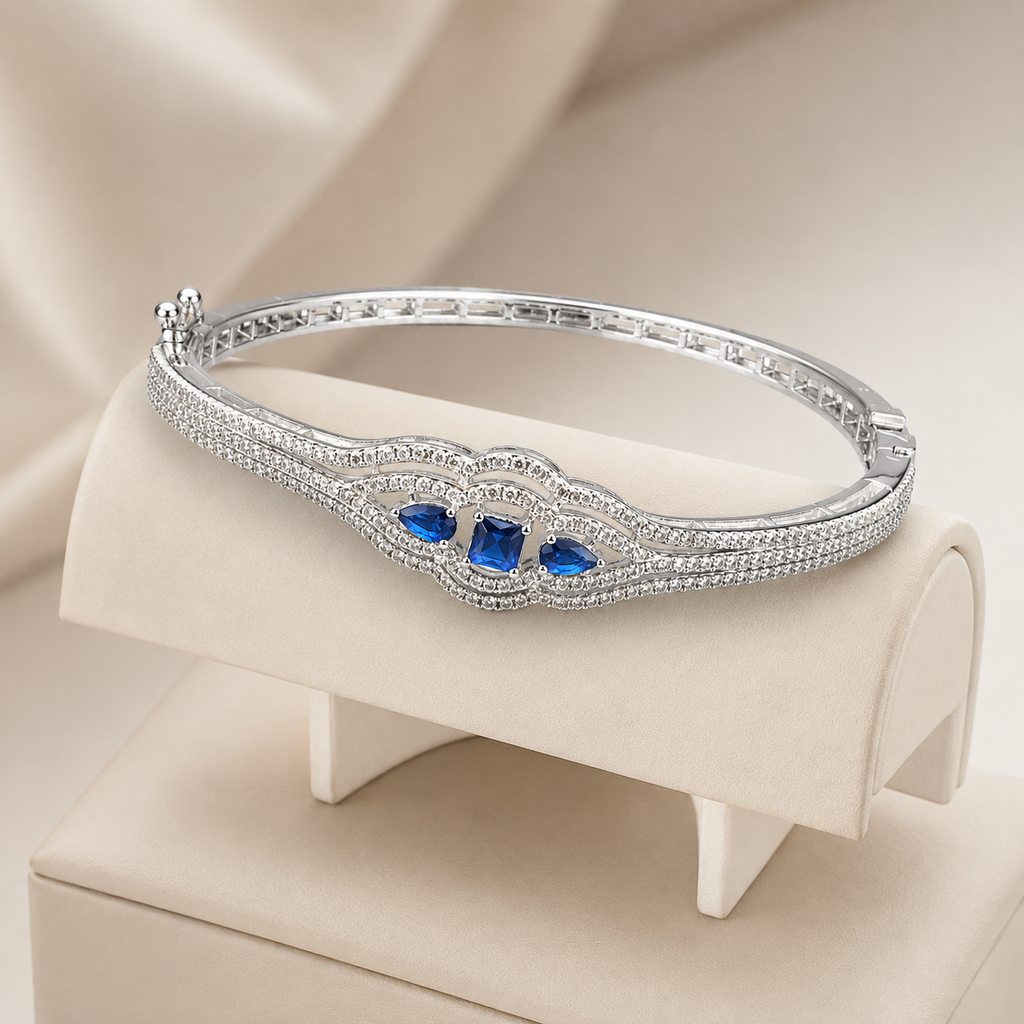 Azurelle Blue Stone Silver-Tone Bracelet | سوار أزوريلا بلون فضي بأحجار زرقاء