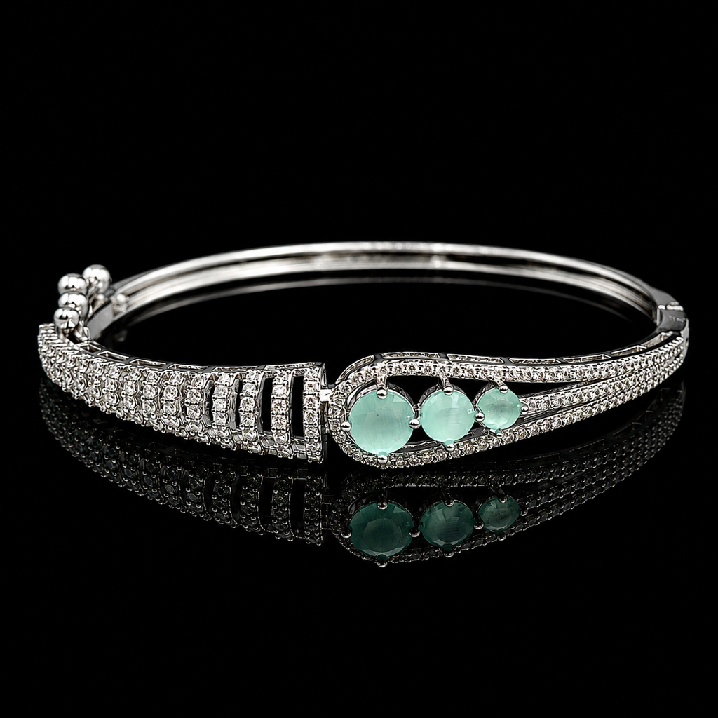 Avelisse Aqua Stone Bracelet | سوار أفليس بأحجار أكوا