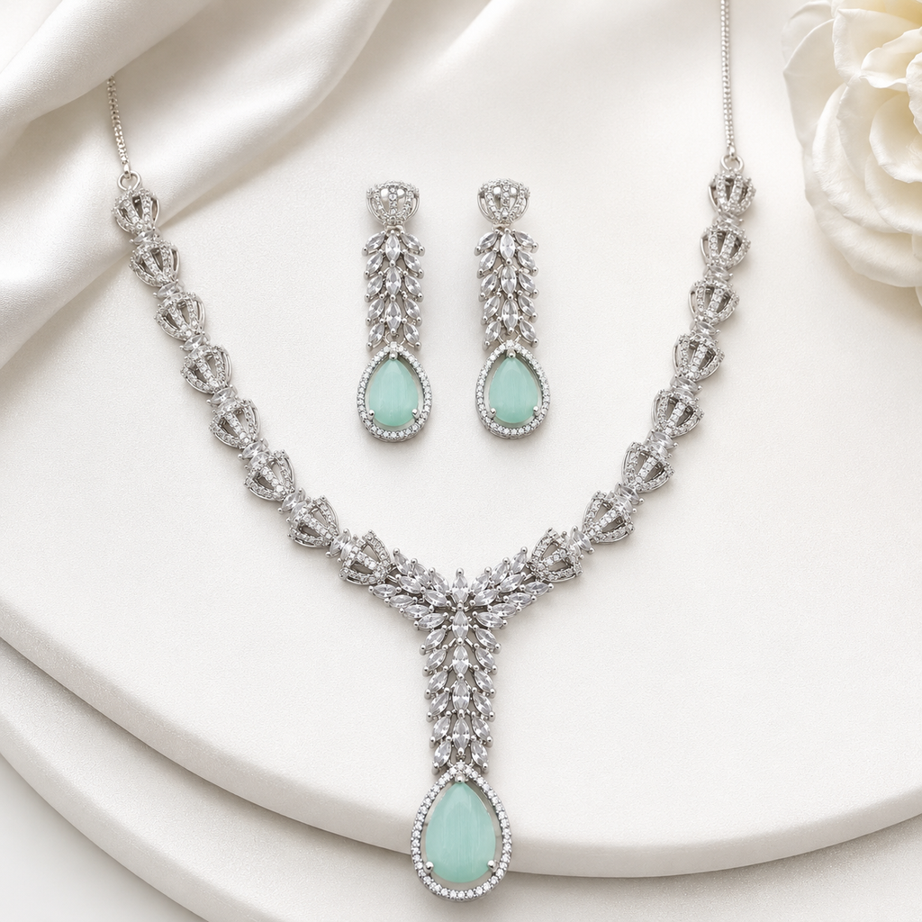 Luxury Crystal Drop Necklace & Earring Set for Women | طقم عقد وأقراط فاخر للنساء