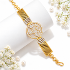 Floral Crystal Medallion Chain Bracelet for Women | سوار نسائي بسلسلة وزخرفة دائرية بنقوش زهرية وكريستالية