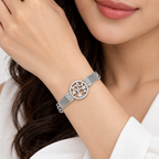 Floral Crystal Medallion Chain Bracelet for Women | سوار نسائي بسلسلة وزخرفة دائرية بنقوش زهرية وكريستالية