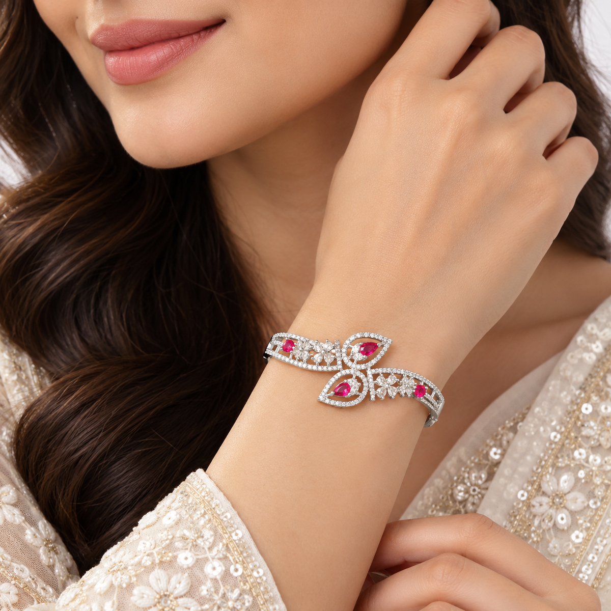 Elegant Crystal Floral Cuff Bracelet | سوار كف أنيق بتصميم زهري مرصع بالكريستال