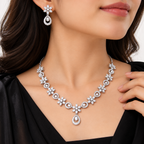 Floral Crystal Necklace & Earrings Set – Silver-Tone | طقم عقد وأقراط كريستالي بتصميم الأزهار – لون فضي