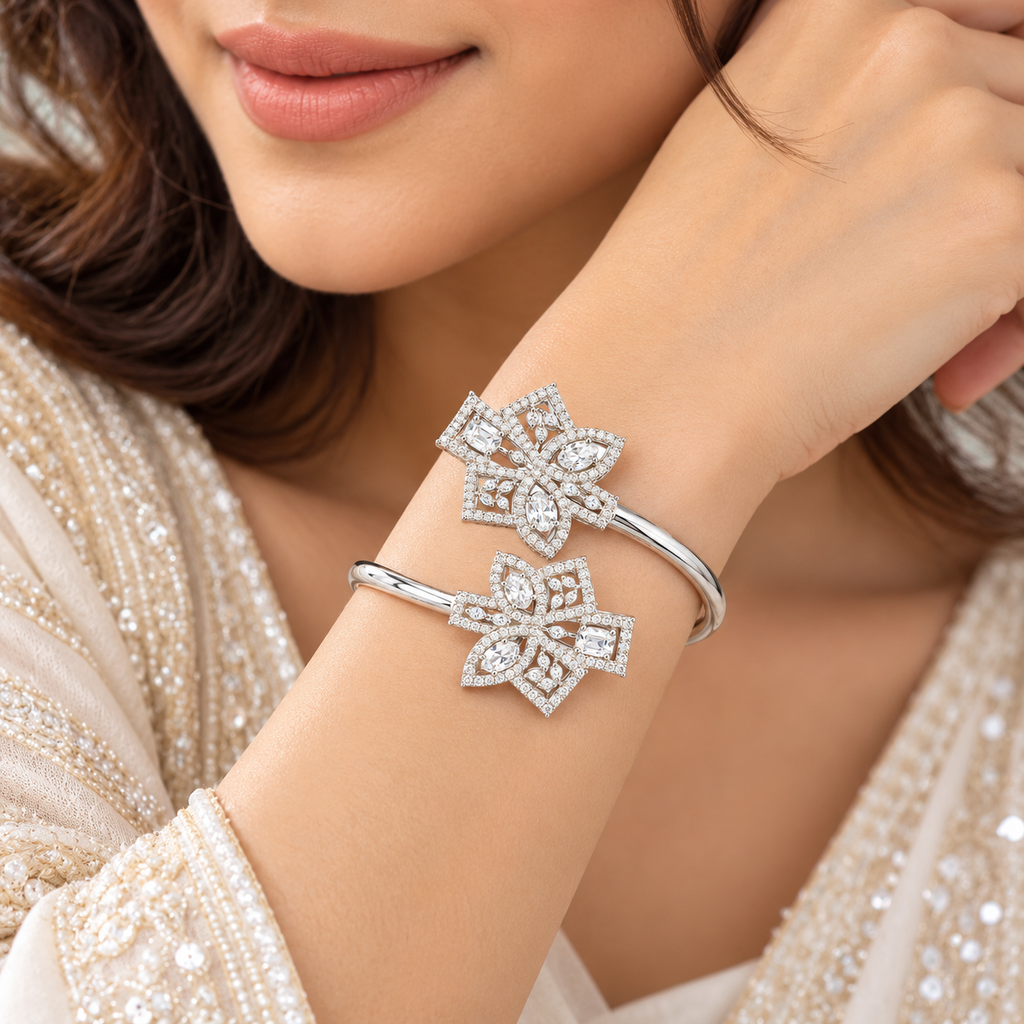 Elegant Crystal Floral Open Cuff Bracelet for Women | سوار نسائي مفتوح بتصميم زهري مرصع بالكريستال
