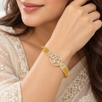 Floral Crystal Medallion Chain Bracelet for Women | سوار نسائي بسلسلة وزخرفة دائرية بنقوش زهرية وكريستالية
