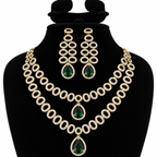 Emerald Green & Gold-Tone Chandelier Necklace and Earrings Set | طقم عقد وأقراط متدلية باللون الأخضر الزمردي والذهبي