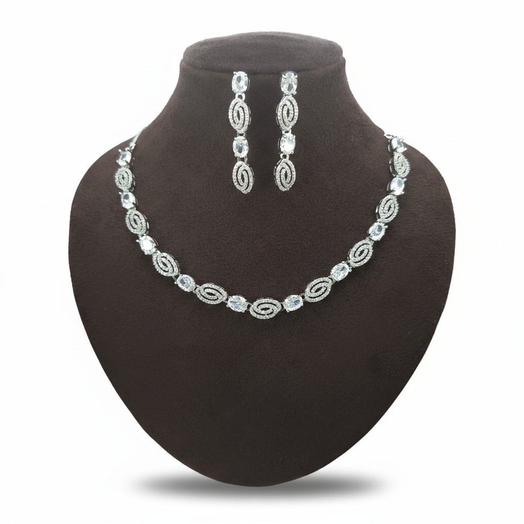 "Timeless Oval" White American Diamond  - Silver Finish | طقم عقد زركون بيضاوي وفضي