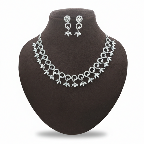 "Divine Filigree" White American Diamond Set - Silver Plated | طقم عقد زركون أبيض وفضي