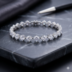 The Infinite Edge Square-Cut Bracelet | سوار "إنفينيت إيدج" بقطع المربع