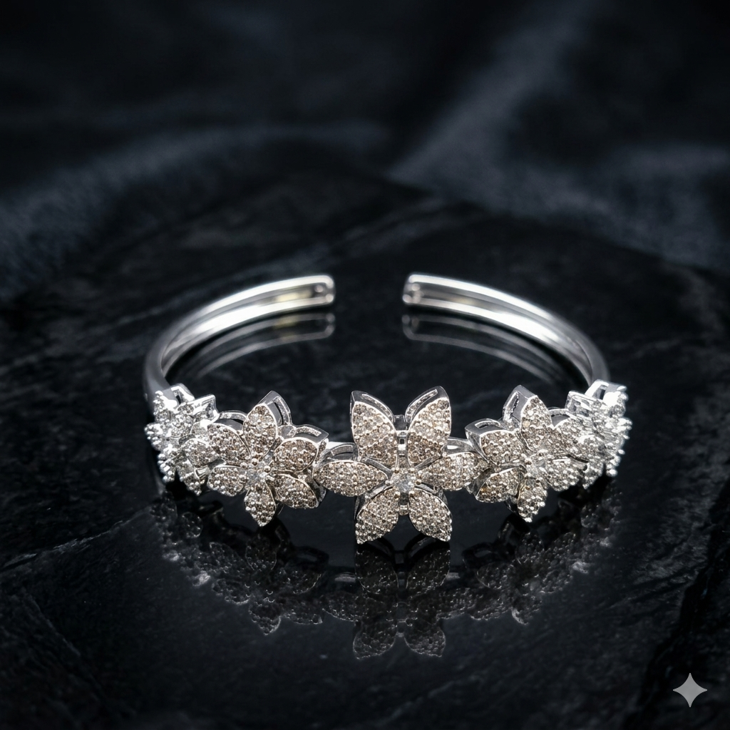 Floral Cascade Silver Crystal Bracelet | سوار شلال الزهور الفضي المرصع بالكريستال