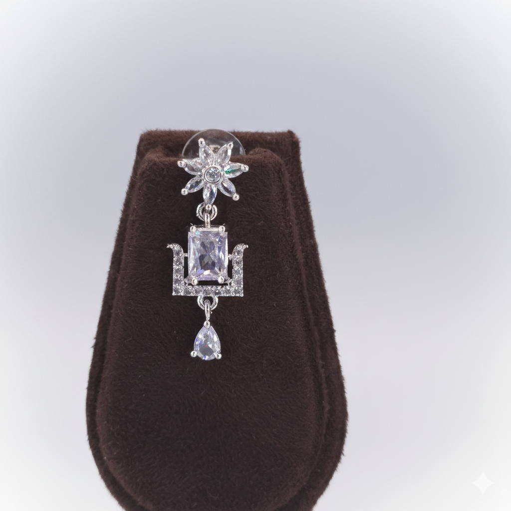 Premium American Diamond Bridal Necklace Set with Maang Tikka - طقم عقد زفاف فاخر مرصع بالألماس الأمريكي مع زينة الرأس