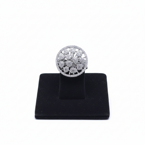 Dazzling Crystal Floral Cluster Brooch | بروش زهرة كريستال مبهر