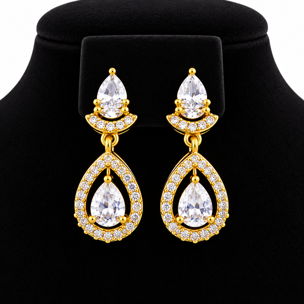 Gold-Tone Crystal Necklace & Earrings Set – Teardrop Design | طقم عقد وأقراط كريستالي بلون ذهبي وتصميم الدمعة