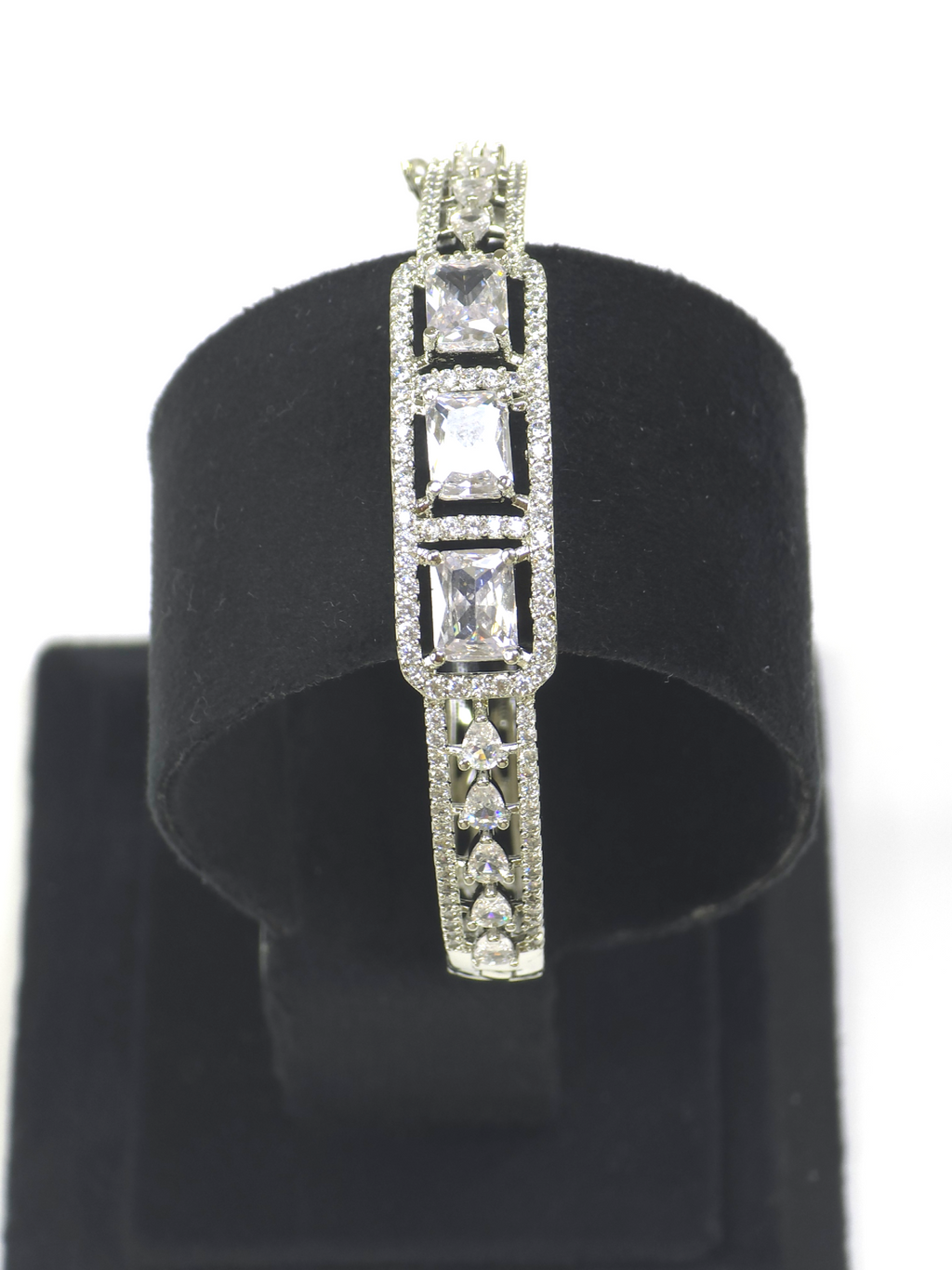 Elegant Clear Cubic Zirconia Kada – Exquisite Party Collection