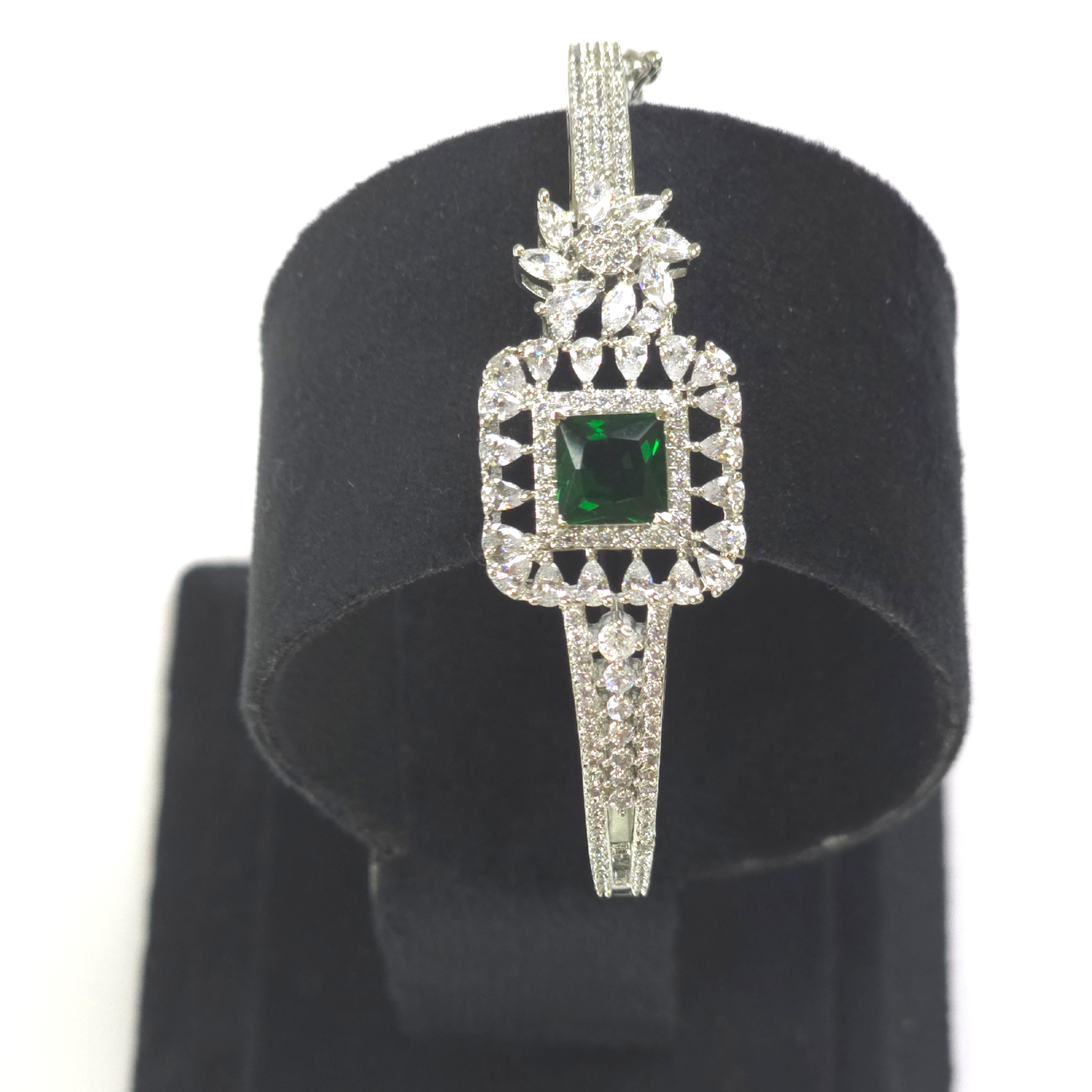 Elegant Silver Green Stone Cubic Zirconia Kada – Party & Festive Collection