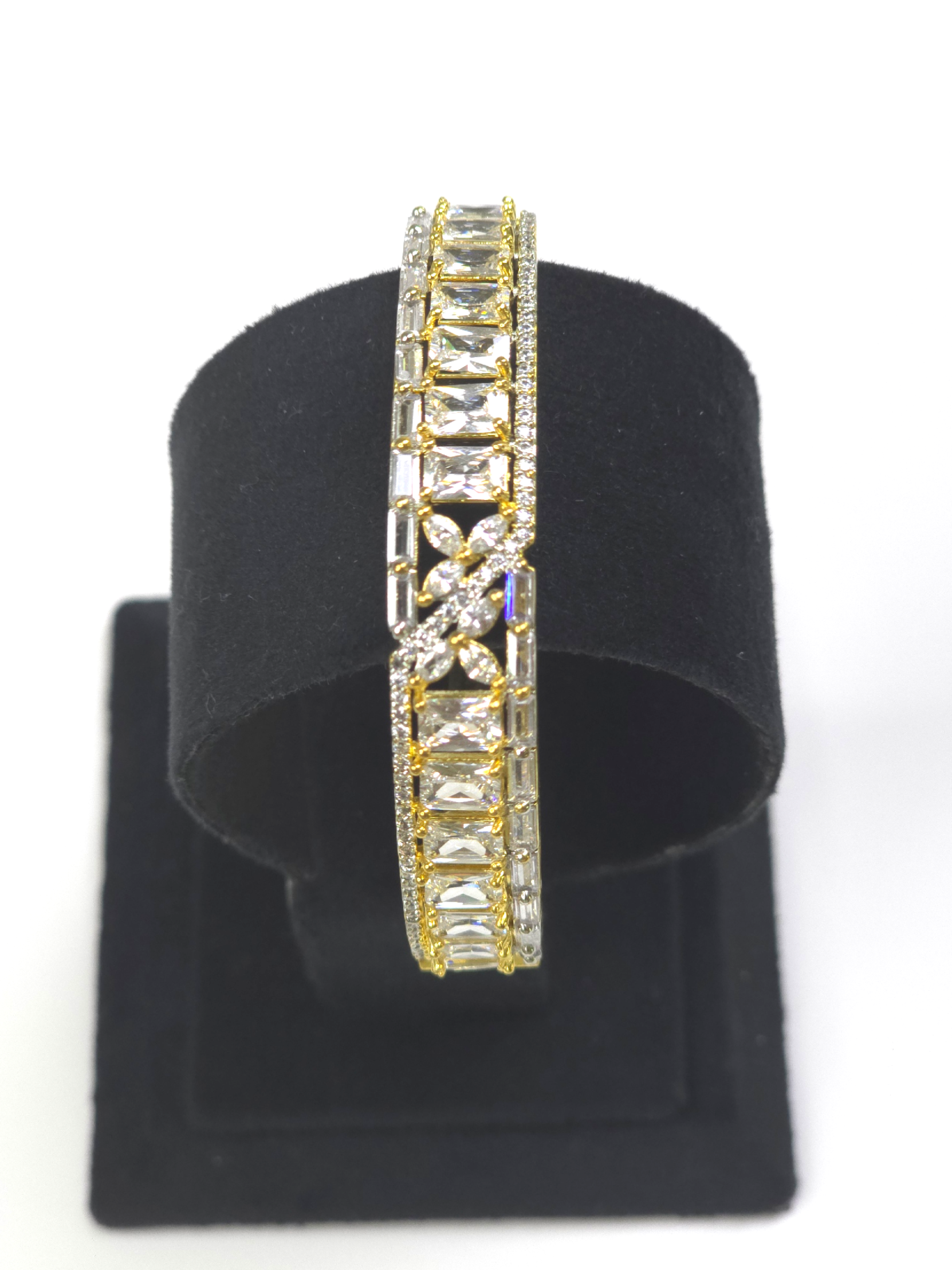 Elegant Silver Clear Cubic Zirconia Bracelet – Wedding & Party Collection