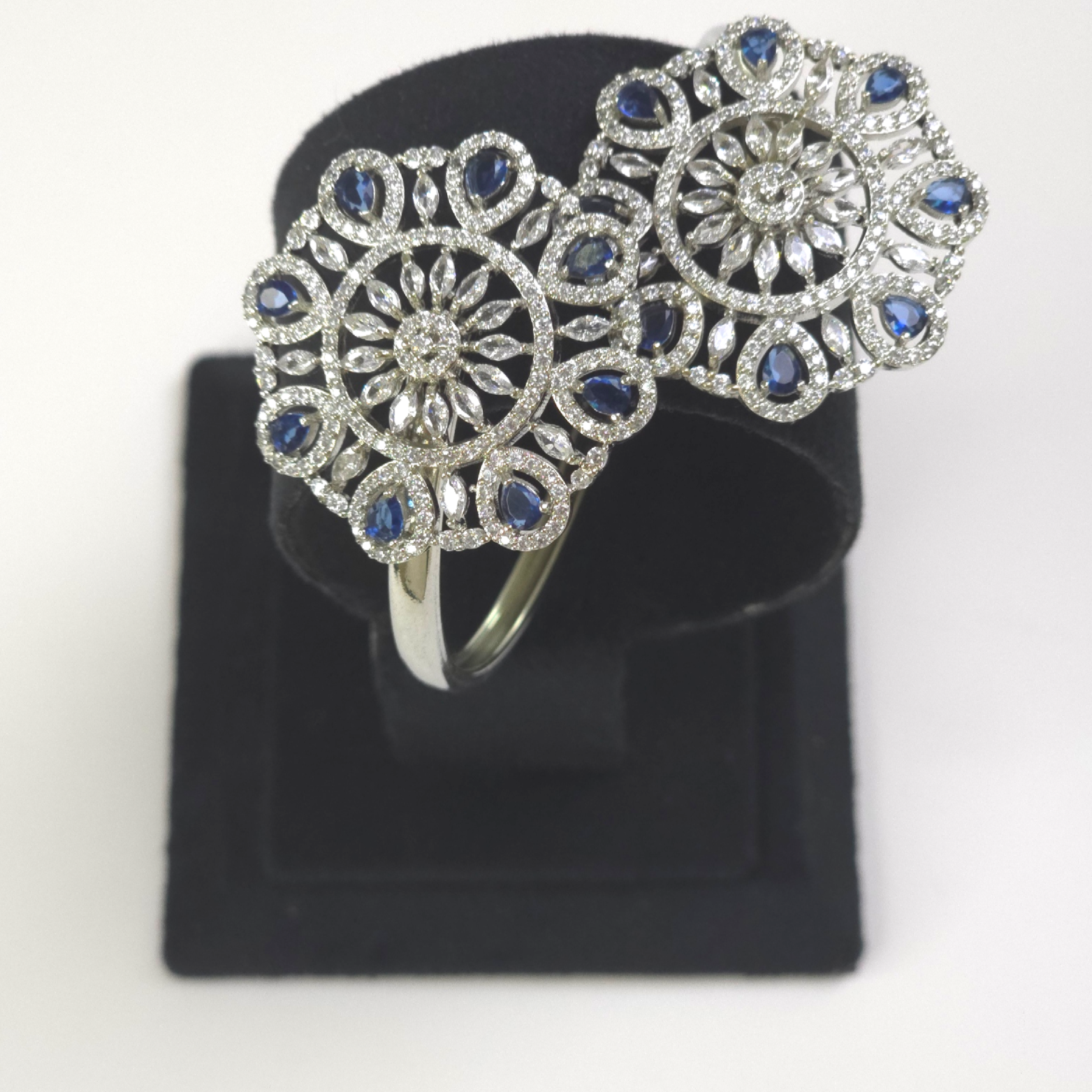 Elegant Blue Cubic Zirconia Double-Round Silver Bracelet