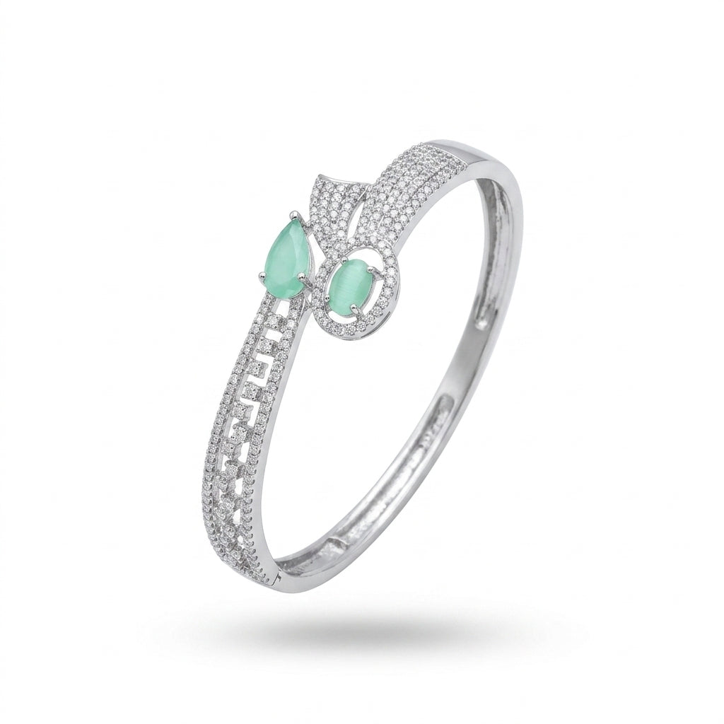 Ethereal Mint Serenity Silver-Tone Bracelet | سوار الرقي الفضي بأحجار النعناع الهادئة