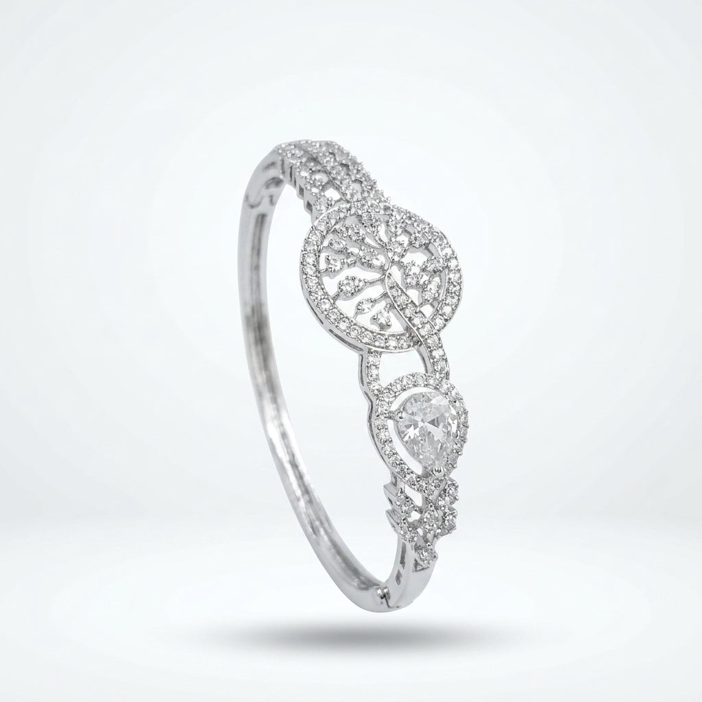 Glistening Tree of Life & Pear-Drop Silver Bracelet | سوار شجرة الحياة الفضي بقطرة الكمثرى اللامعة