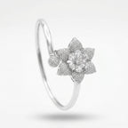 Gilded Botanical Bloom Pave Bracelet | سوار براعم الذهب المرصع بالبافيه