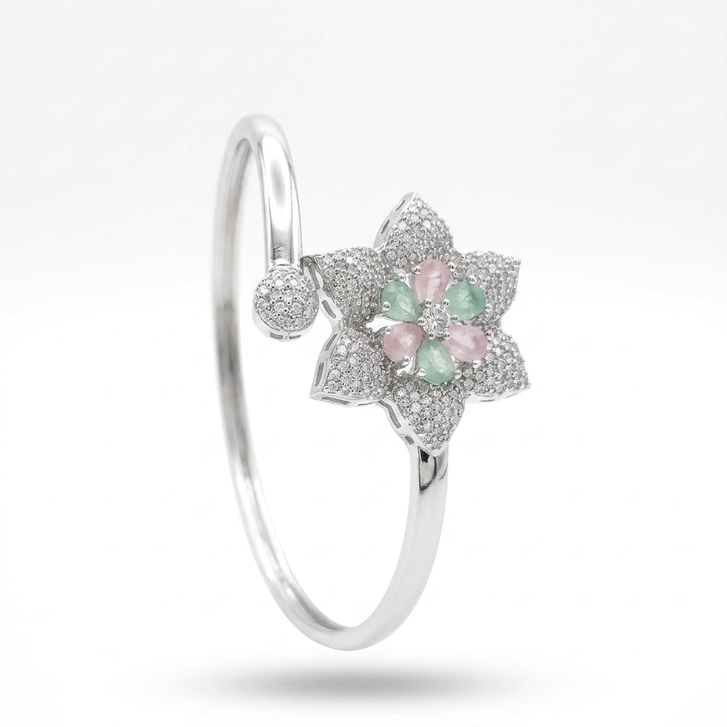 Botanical Radiance Silver-Tone Floral Bracelet | سوار الزهور الفضي بتألق الطبيعة