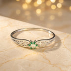Elegant Emerald Floral Silver Bracelet | سوار فضي بزهور الزمرد الأنيق
