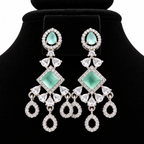 Mint Crystal Chandelier Necklace & Earrings Set | طقم عقد وأقراط كريستالي بتصميم الشاندليير