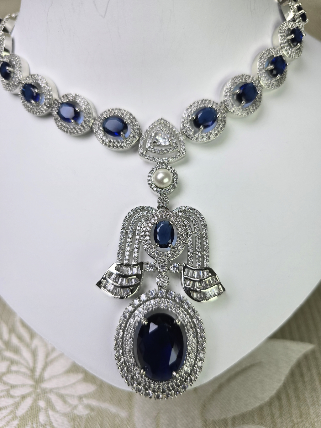 Exquisite Blue Cubic Zirconia Necklace Set – Luxury Party Collection