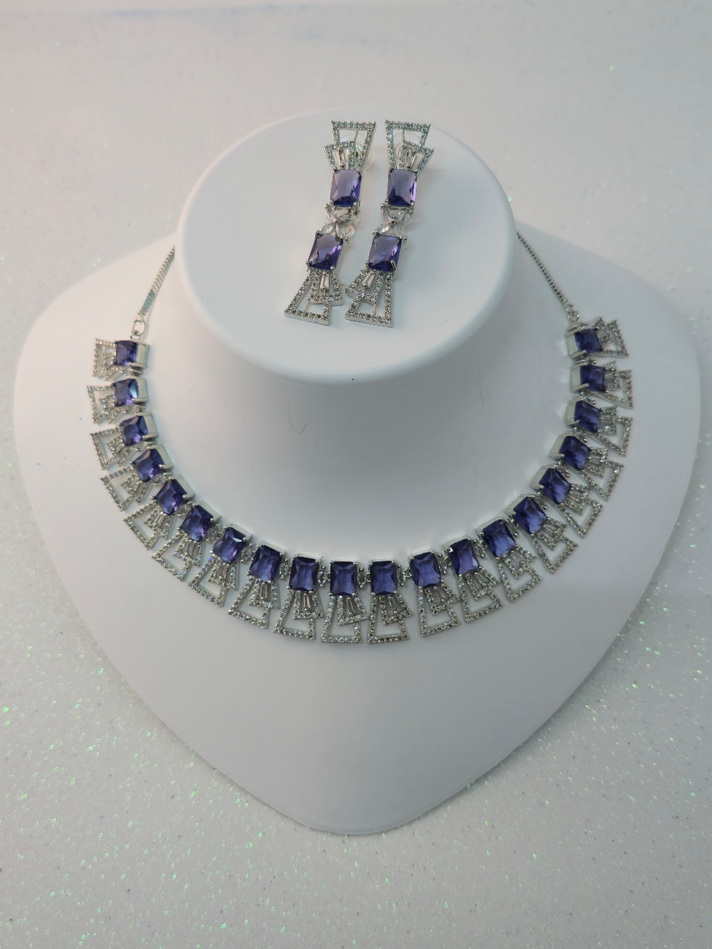 Exquisite Purple Cubic Zirconia Necklace – Modern Party Collection