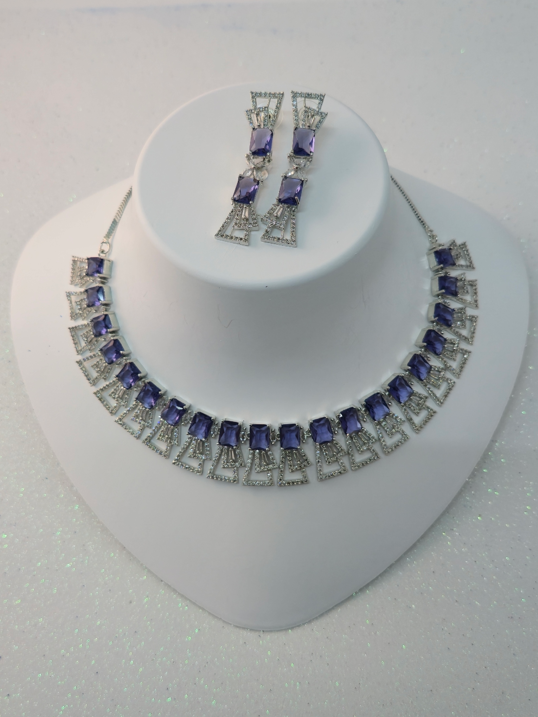 Exquisite Purple Cubic Zirconia Necklace – Modern Party Collection