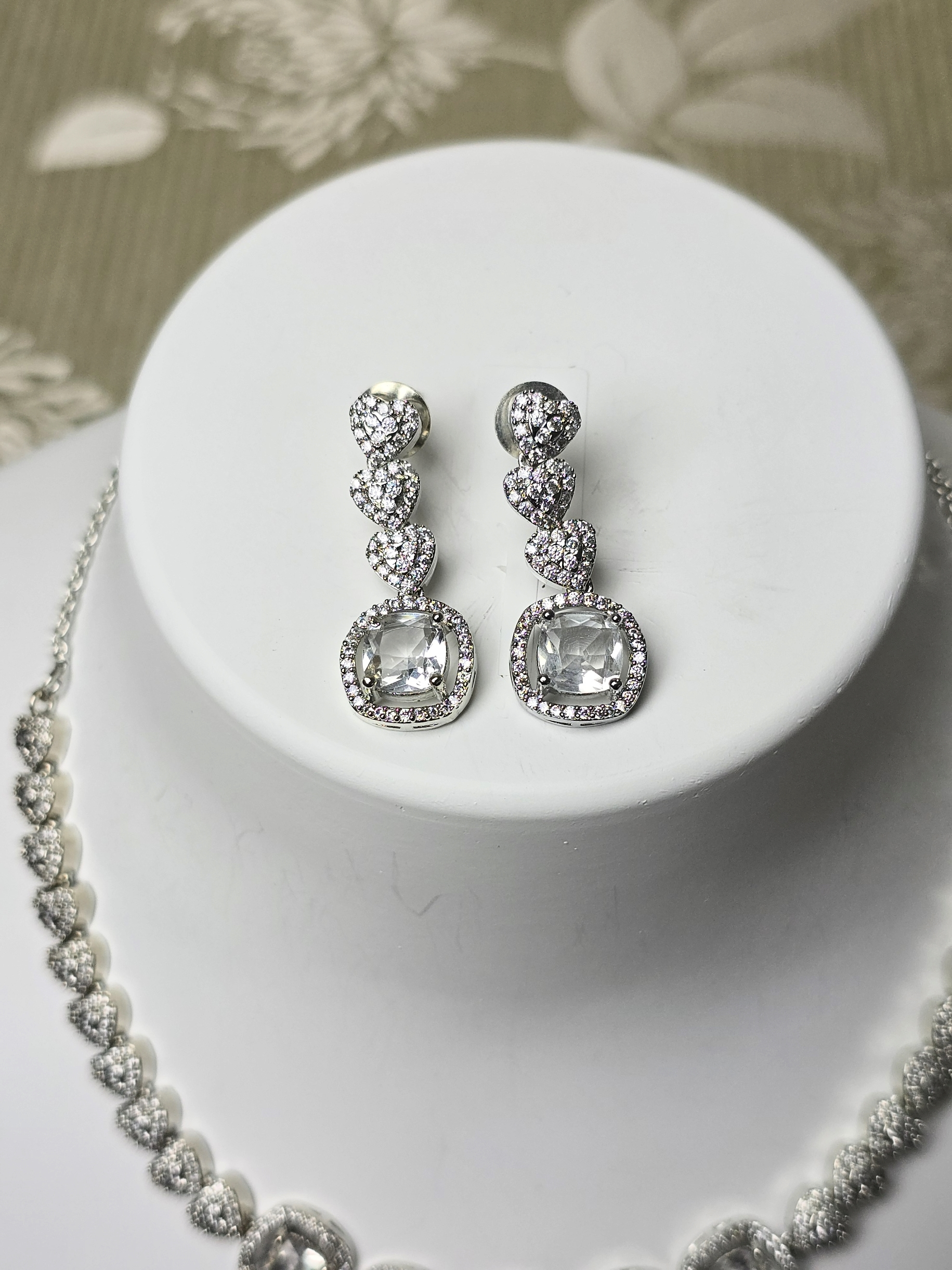 Elegant Silver Cubic Zirconia Jewelry Set – Timeless Casual & Party Wear