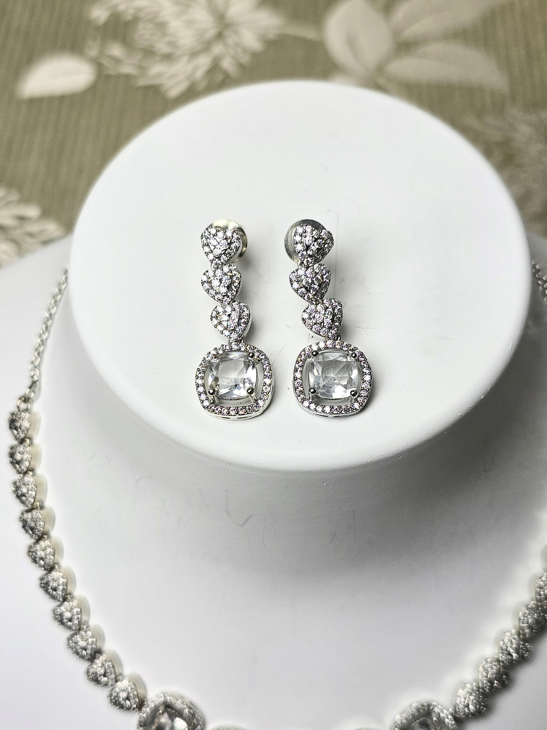 Elegant Silver Cubic Zirconia Jewelry Set – Timeless Casual & Party Wear